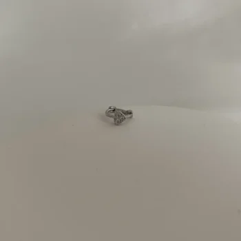 Kalpli Gümüş Renkli Piercing