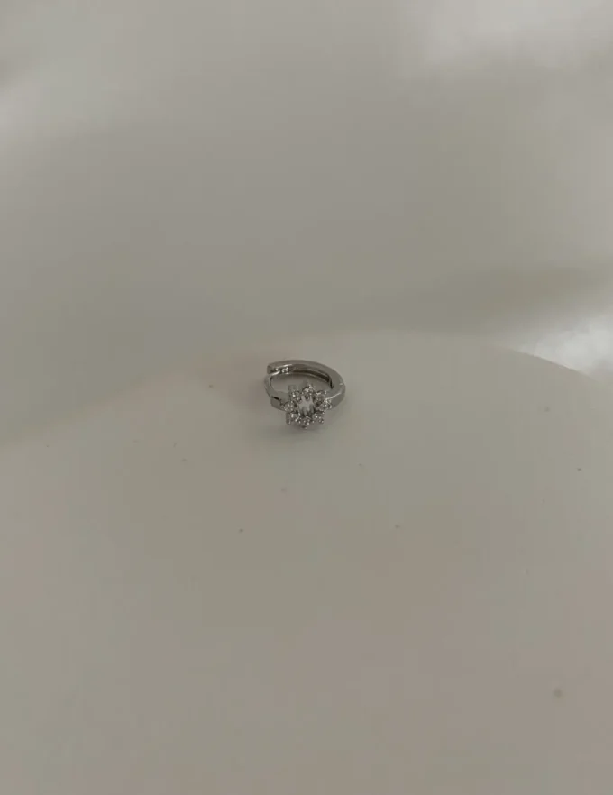 Kar Tanesi Piercing