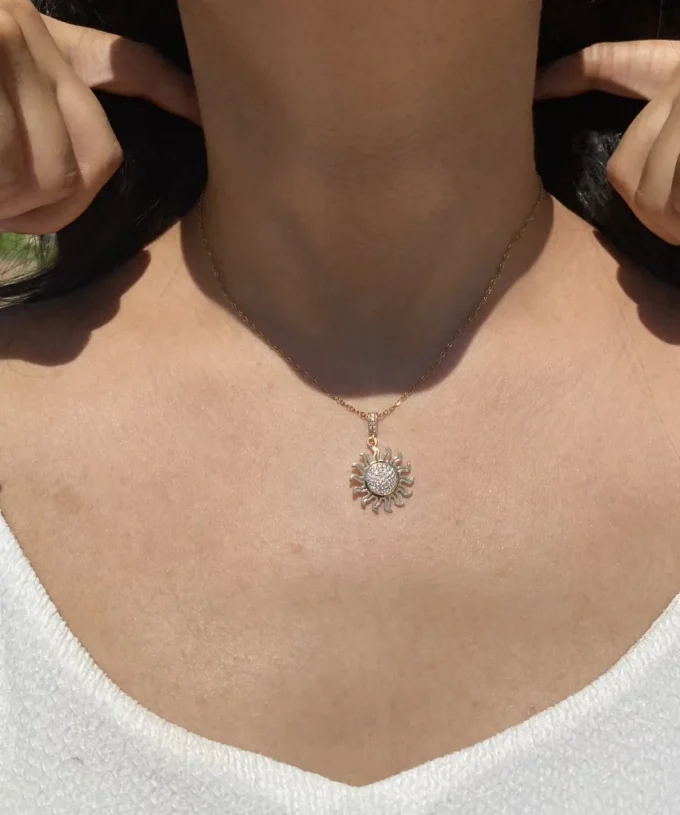 Zirkon Taşlı Güneş Model Çelik Kolye | Gold Renk